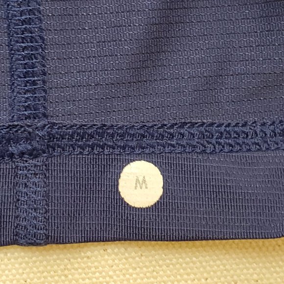 Lululemon Athletica Short Sleeve Tee M - Picture 4 of 7